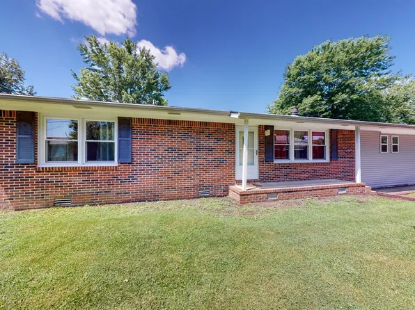 1504 Summer St, Manchester, TN 37355