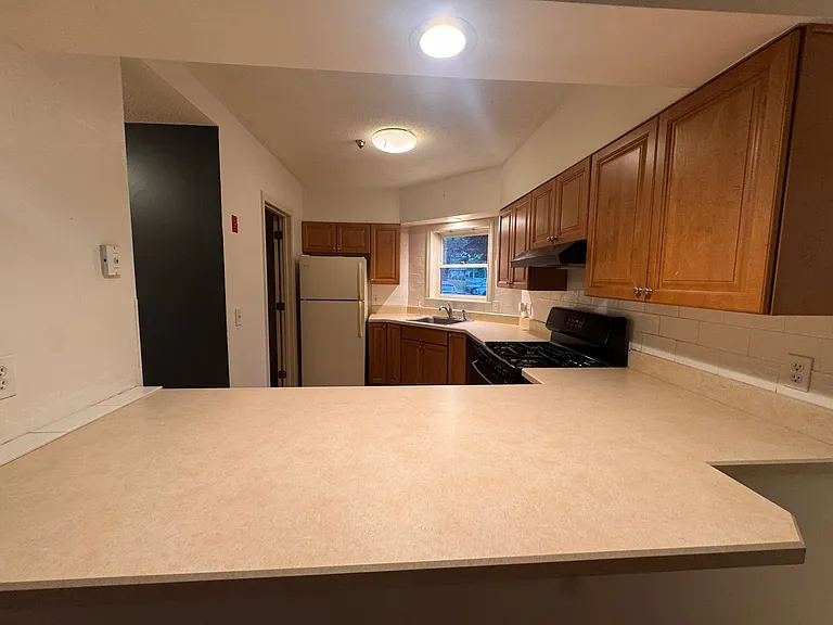 40 Wolf Rd #44 — Photo 13