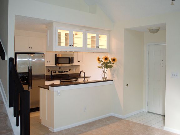 5th image of 808 Brassie Way