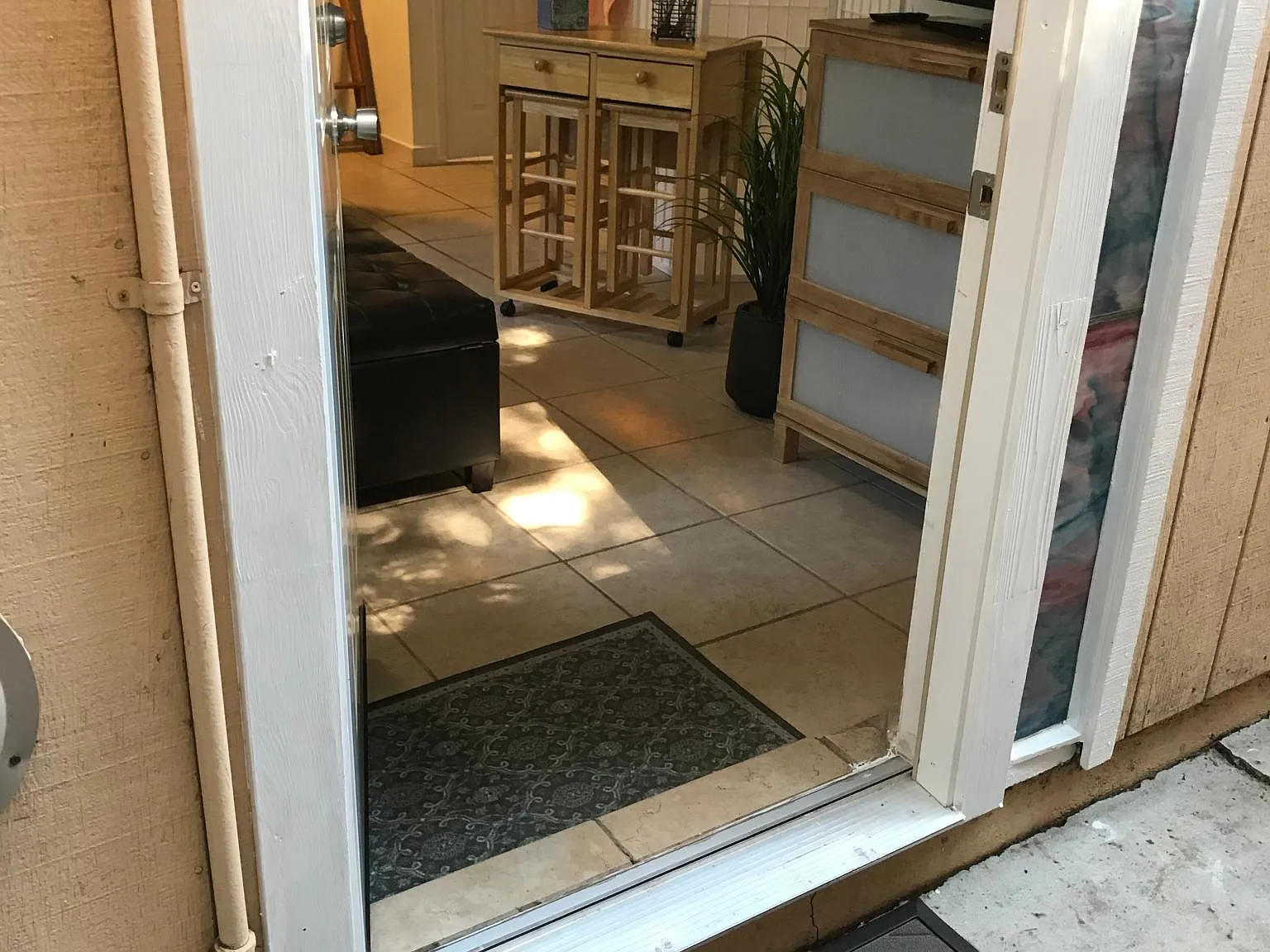 Studio, 300 sqft, $1,750 — Photo 2