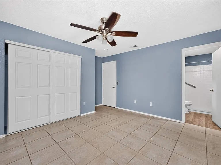 18407 Avon Ave — Photo 23