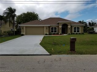 2536 SW 12th Place Cpe, Coral, FL 33914