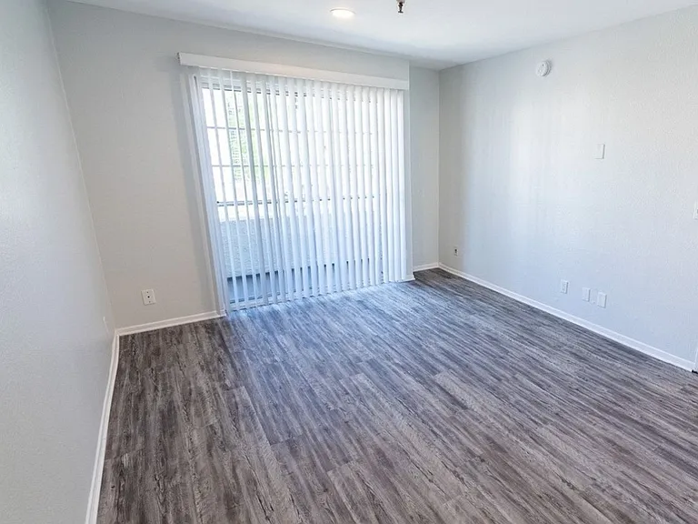 123 California Ave — Photo 45