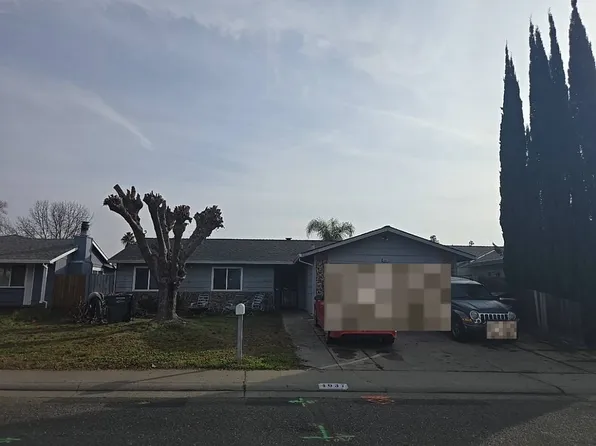4037 Wyalong Way, Sacramento, CA 95826