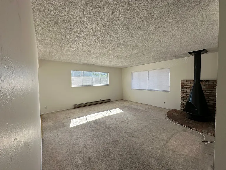 665 Chemeketa Dr — Photo 6