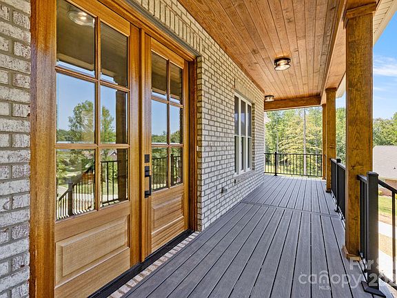 4th image of 6212 River Birch Dr
