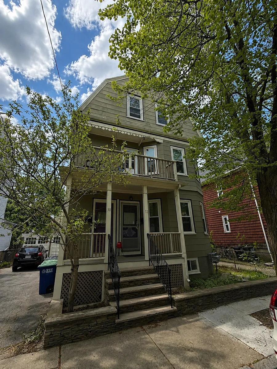 Building Photo - 27 Prichard Ave