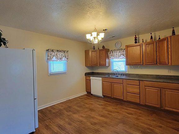 5th image of 11658 Mud Fork Rd