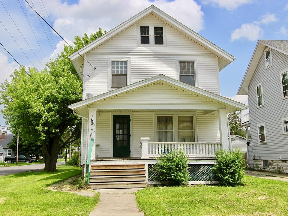 1st image of 162 Chicago Ave
