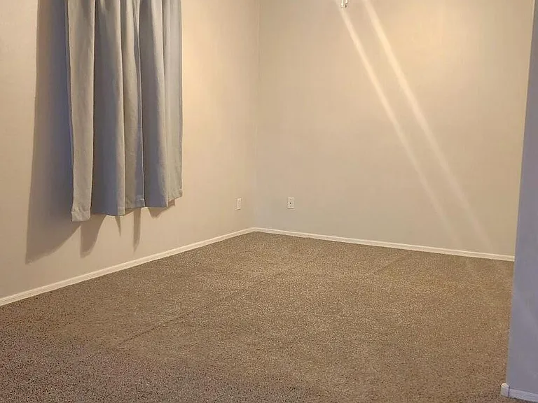 7410 W Darrel Rd — Photo 10