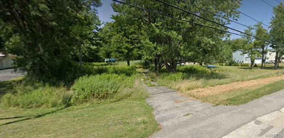 1st image of 3982 Walden Ave