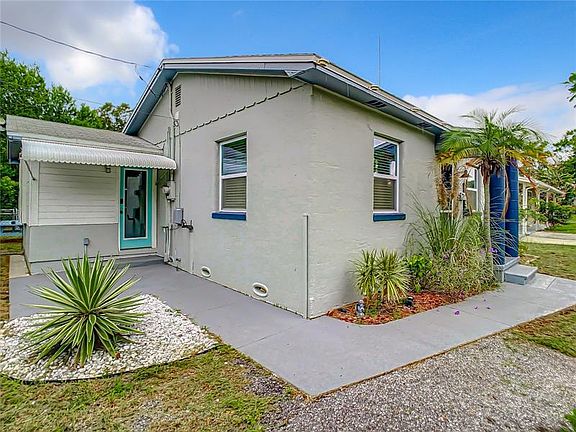 3rd image of 2115 45th St S #1