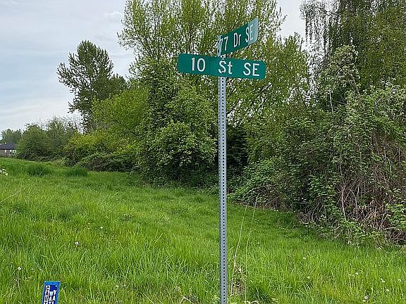 5th image of 7726 10th St SE