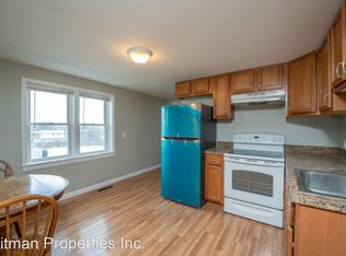 1115 Main St #2R, Holyoke, MA 01040