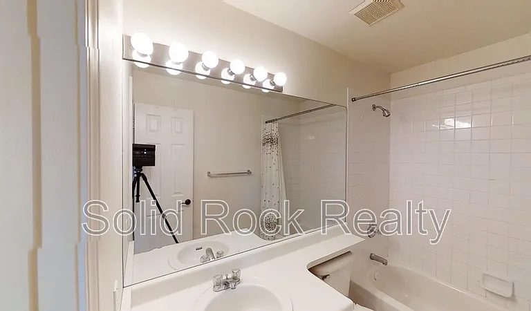 8175 Saint Helena Dr — Photo 19