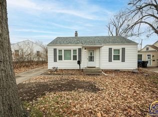 808 SW Webster Ave, Topeka, KS 66606