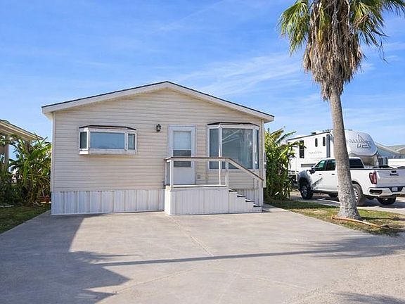 2nd image of 375 Sand Dollar Dr #375