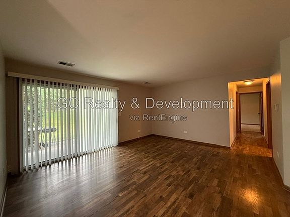 3rd image of 2856 Heatherwood Dr #3