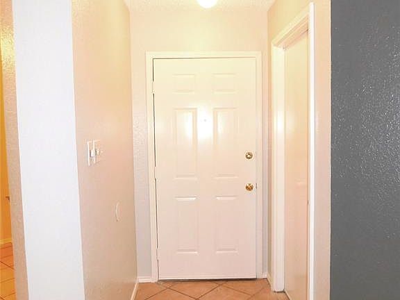 5th image of 404 Woodson Cir