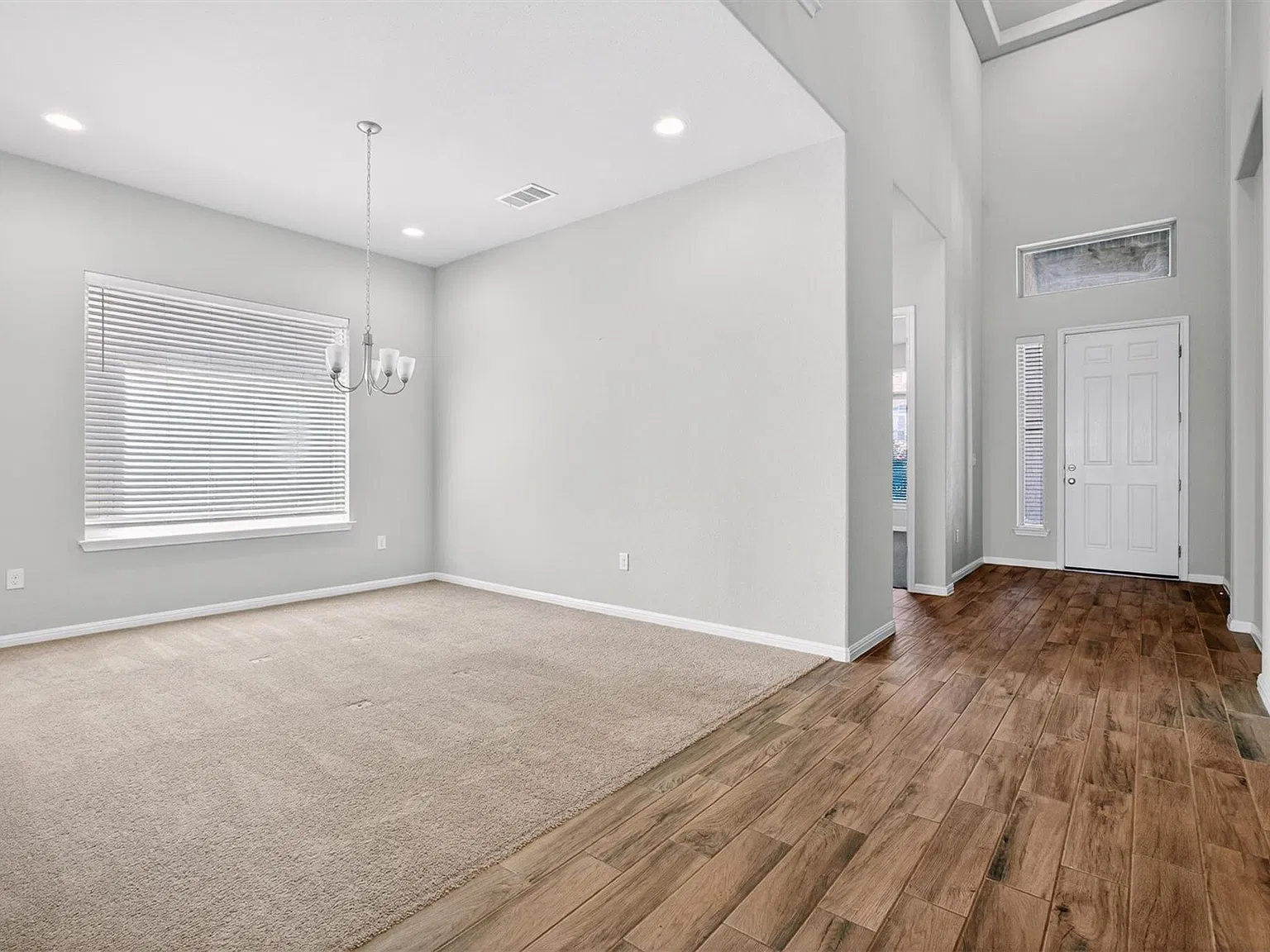 4 bed, 3.5 bath, 3080 sqft, $3,150 — Photo 2