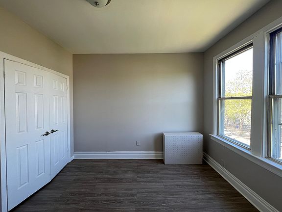 4th image of 241 Duncan Ave #5E