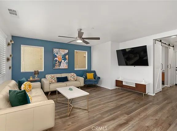 3rd image of 34165 Renton Dr