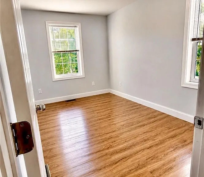 383 Friendship St — Photo 5