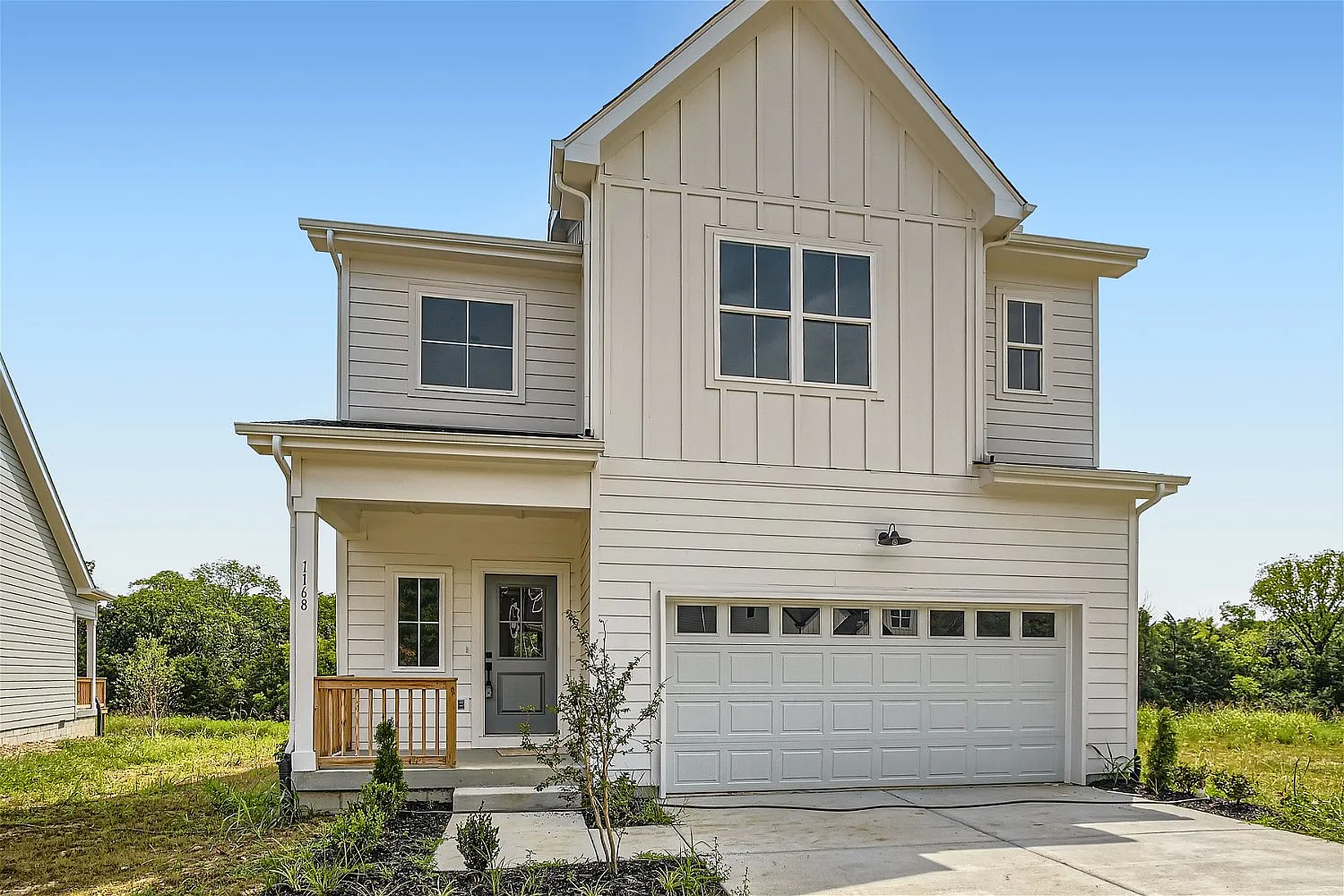 3 bed, 2.5 bath, 2000 sqft, $2,350 — Photo 1