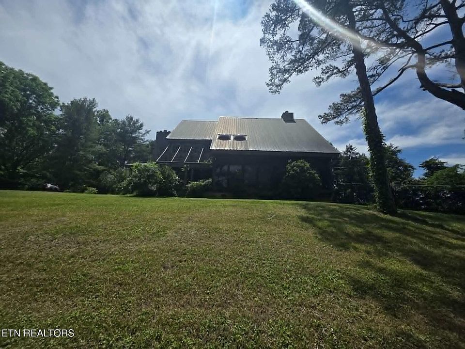 1st image of 228 Marcella Rd