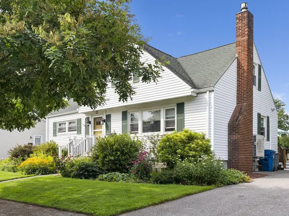 22 Sara Lane, Portland, ME 04103
