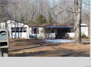 192 Furniss Station Rd, Oswego, NY 13126