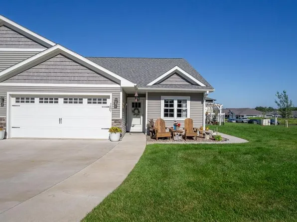 4897 Field Crest Lane, Eau Claire, WI 54701