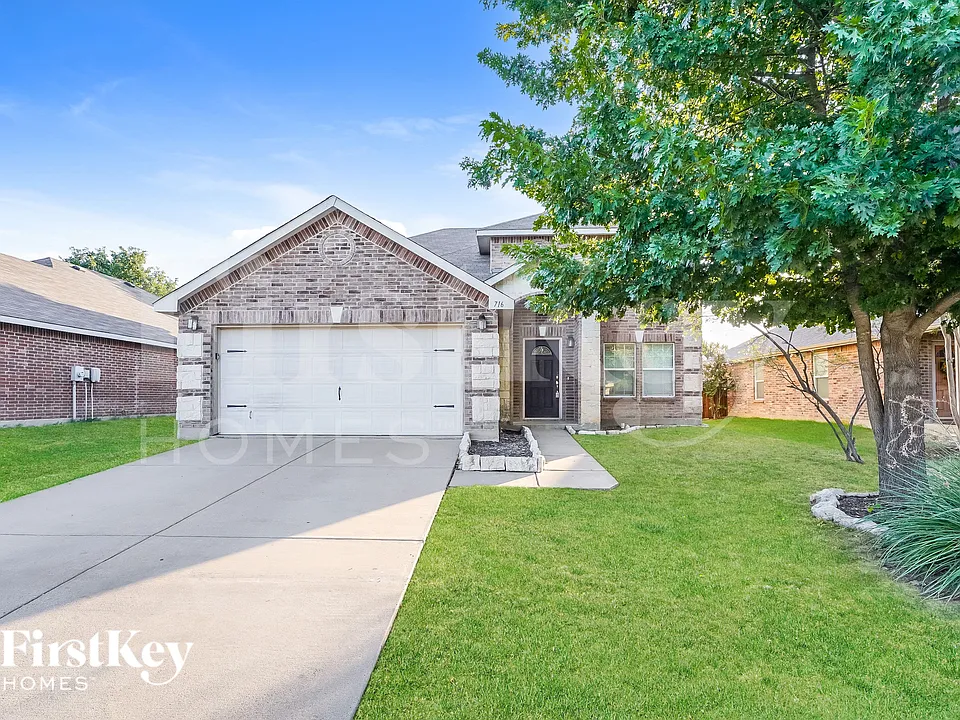 716 Wrigley Dr