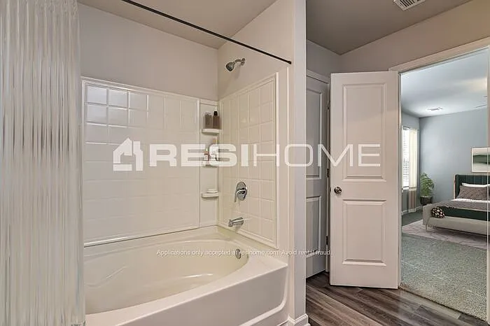 139 Wellbrook Ct NE — Photo 17