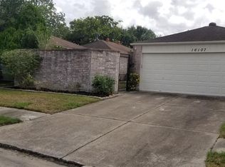 16107 Highlander Dr, Houston, TX 77082