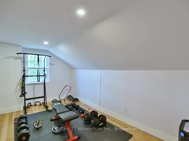85 Glenwood Dr — Photo 43