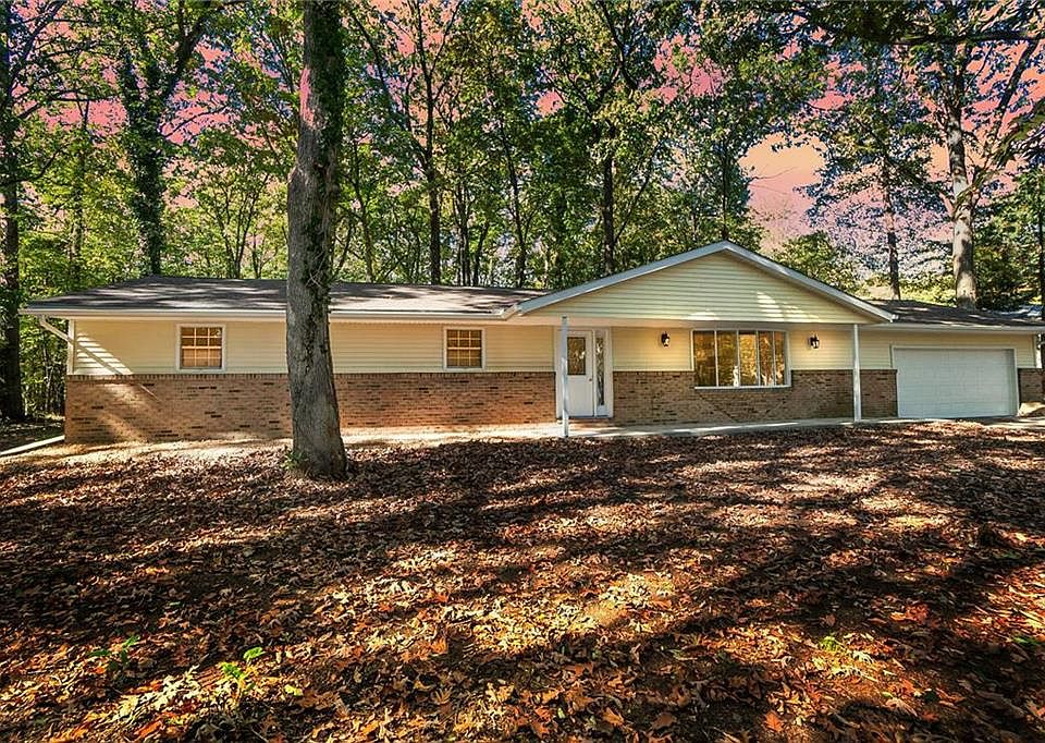 1311 Spring Dr, Walnutport, PA 18088 Zillow