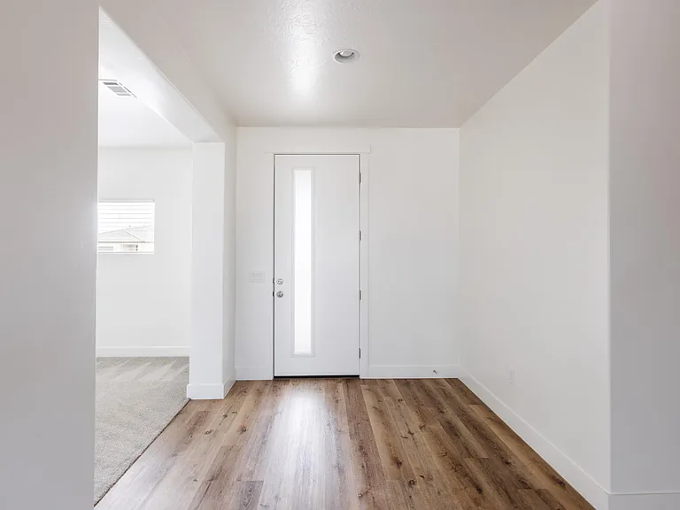 1889 E Honeycomb Dr — Photo 6