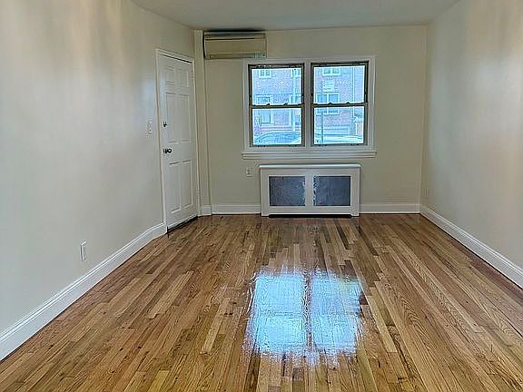 2nd image of 13743 70th Rd