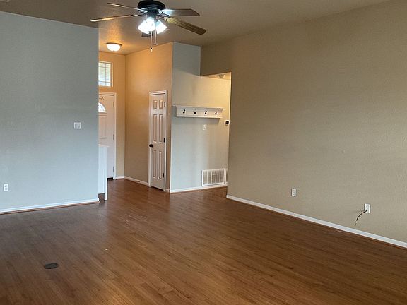 4th image of 3508 Lauren St