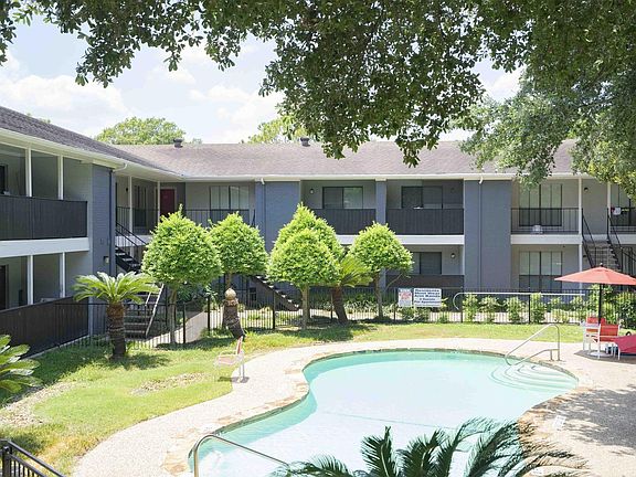 3rd image of 10010 Kempwood Dr APT 415