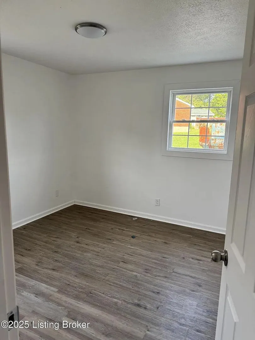 Greentree Lane Homes — Photo 2