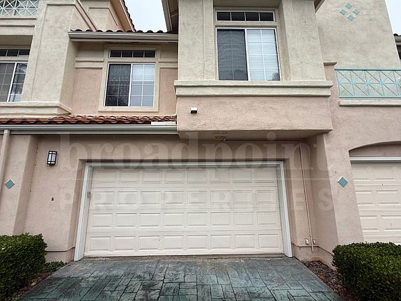 3rd image of 12640 Springbrook Dr Unit E