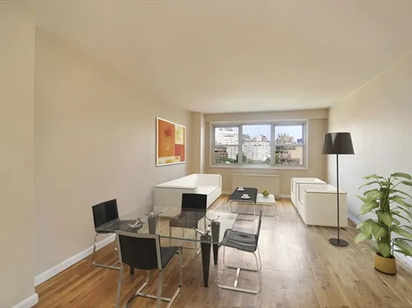 15 Charles Street image 1 of 8