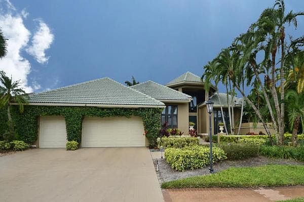 Home For Sale In St Andrews Country Club