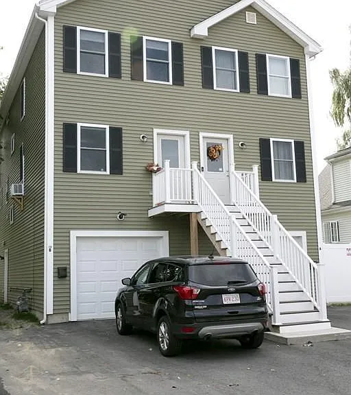 Clapp St — Photo 16