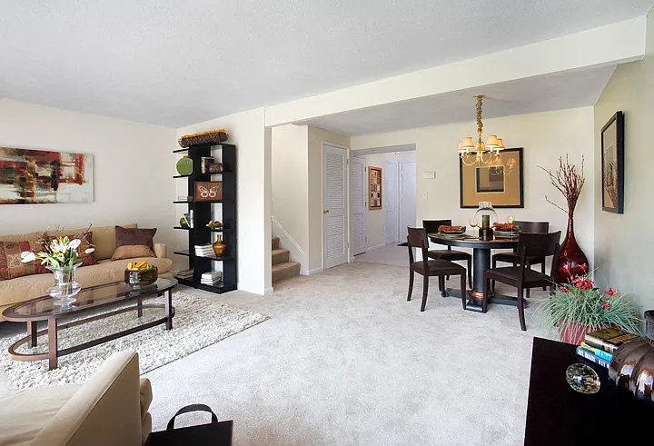 Norwest Woods Apartment — Photo 218