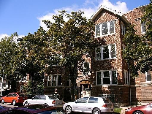 1st image of 1410 W Argyle St APT 1