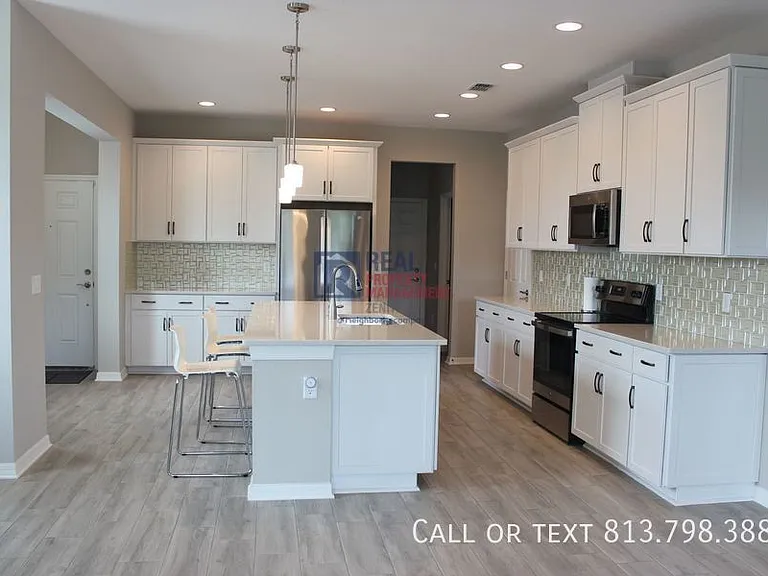 2454 Stapleford Pl — Photo 11