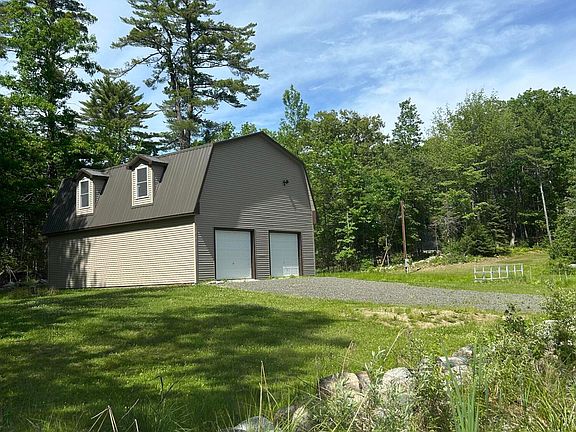 4th image of 183 Royal Pines Lane